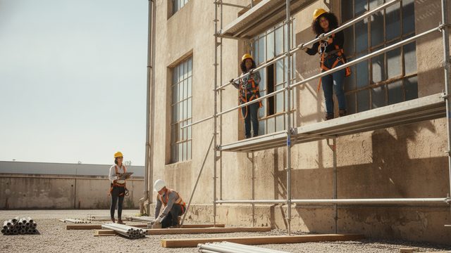 Técnicas de seguridad en el montaje y desmontaje de andamios